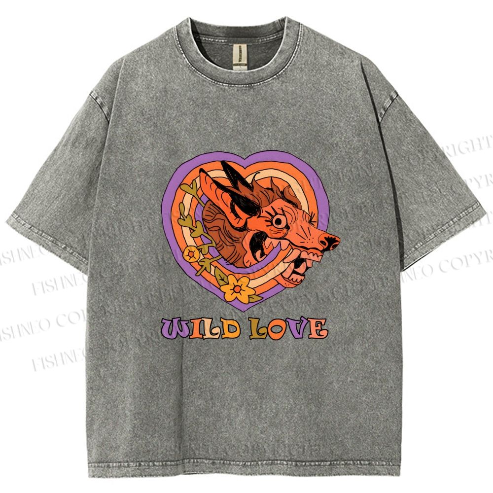 Unisex Wolf's Wild Love Printed Washed Tee