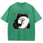 Unisex The Frog Holding A Carnation Printed Washed Tee