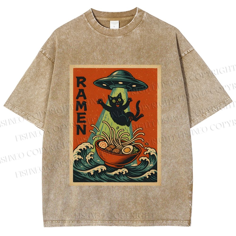 Unisex UFO Catching the Ramen Black Cat Printed Washed Tee