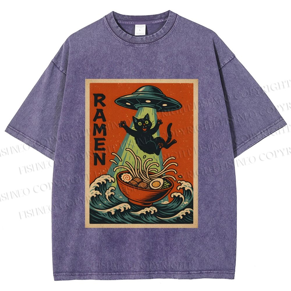 Unisex UFO Catching the Ramen Black Cat Printed Washed Tee