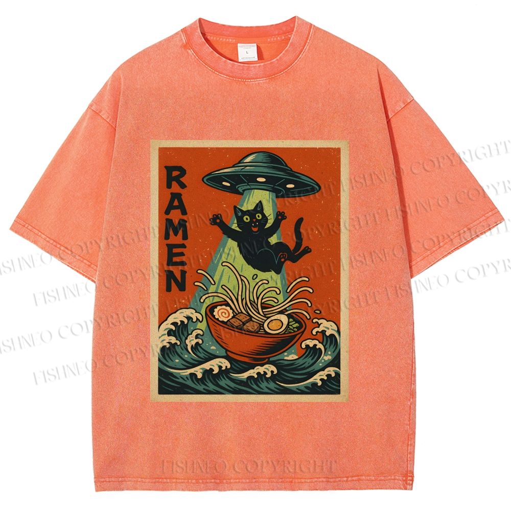 Unisex UFO Catching the Ramen Black Cat Printed Washed Tee