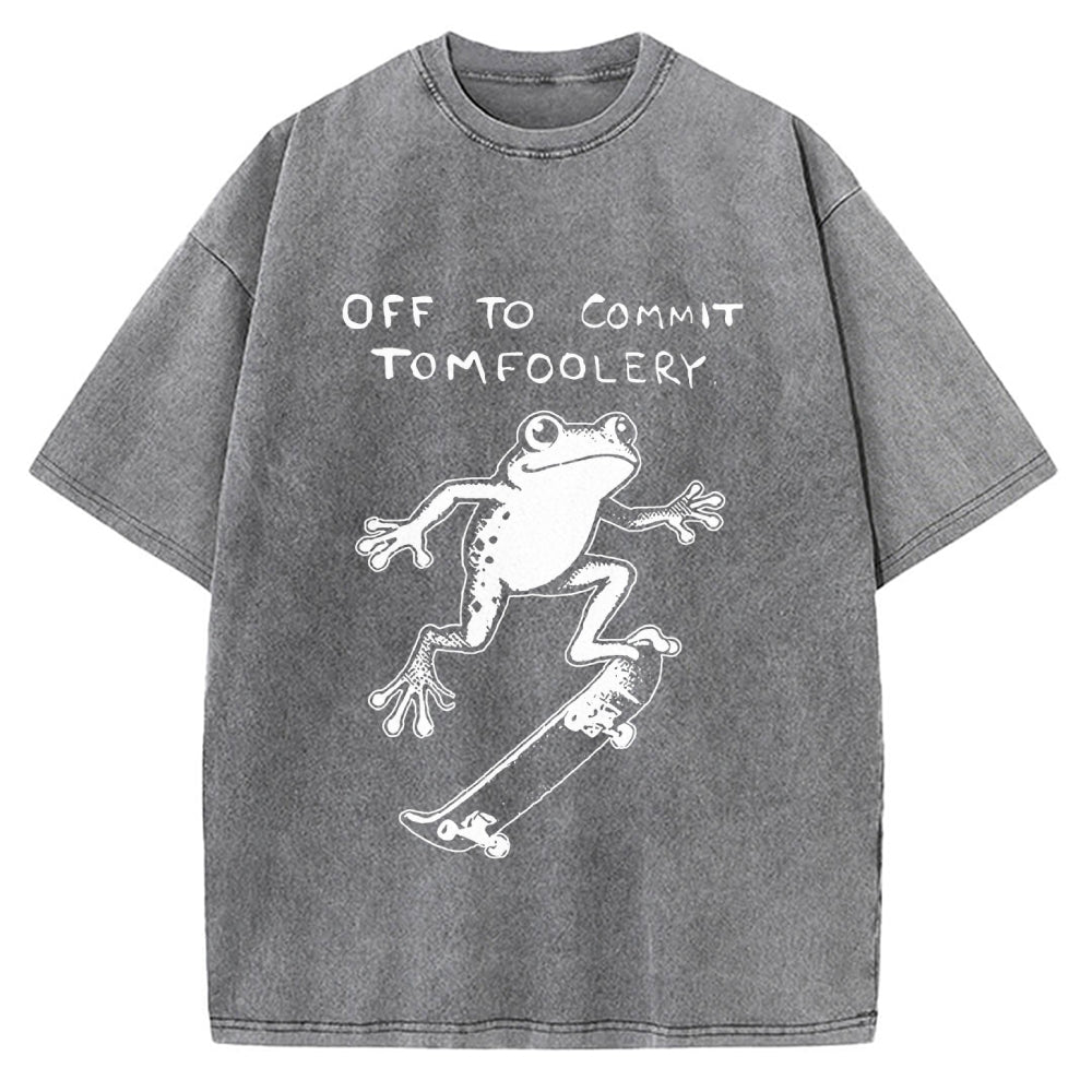 Unisex Playful Frog Skateboarding Printed Washed Tee