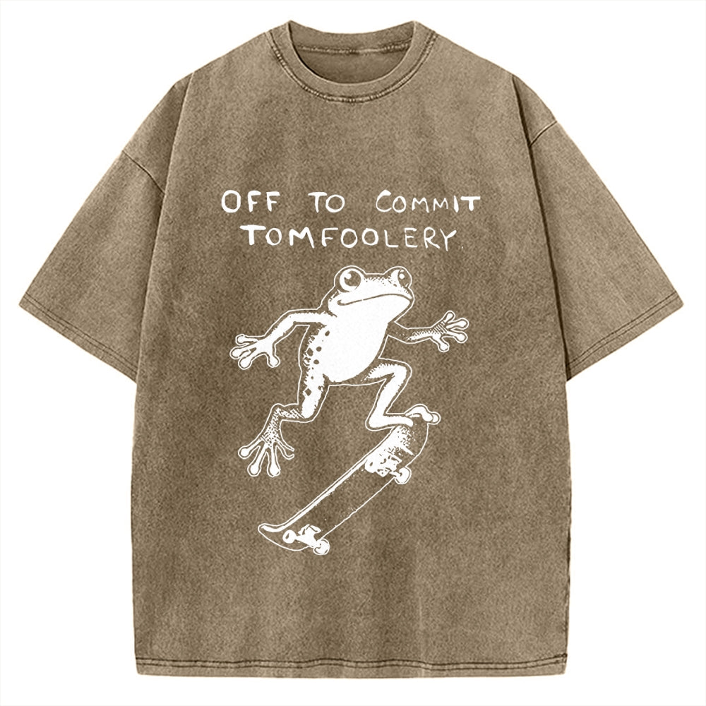 Unisex Playful Frog Skateboarding Printed Washed Tee