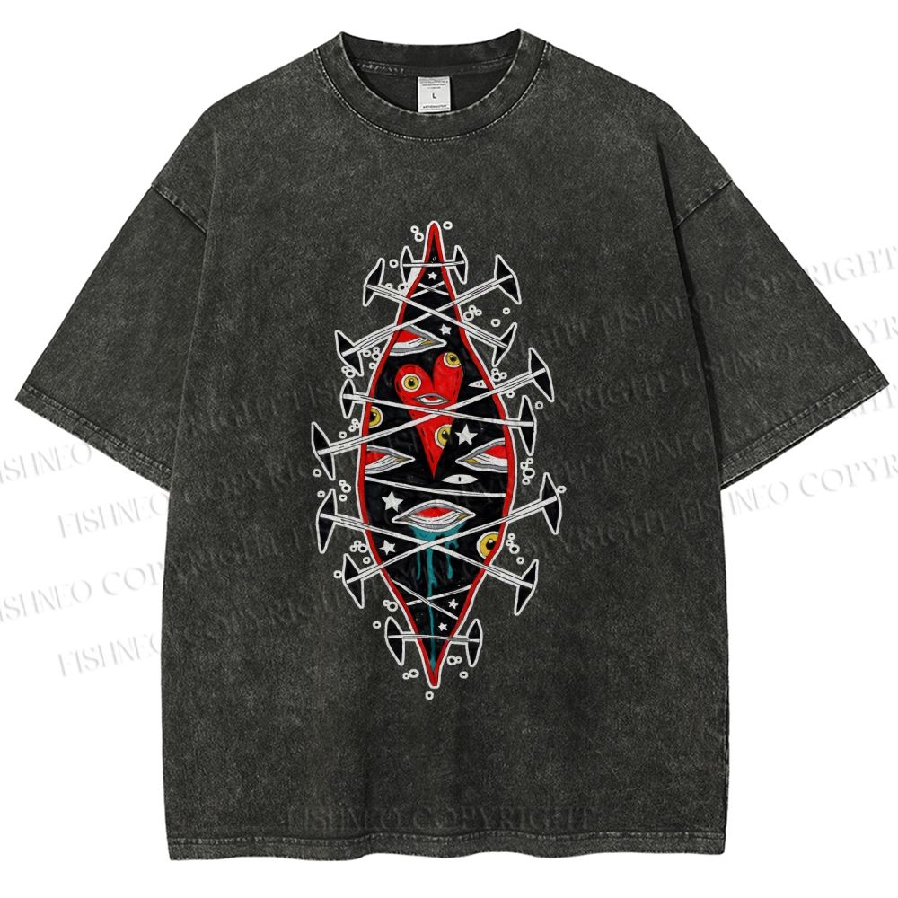 Unisex Spooky Eyes Heart Printed Washed Tee