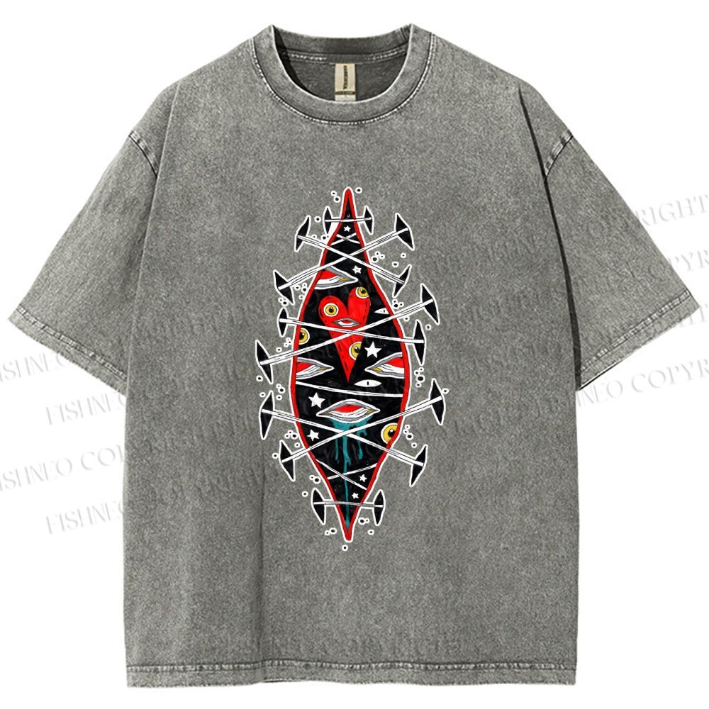 Unisex Spooky Eyes Heart Printed Washed Tee