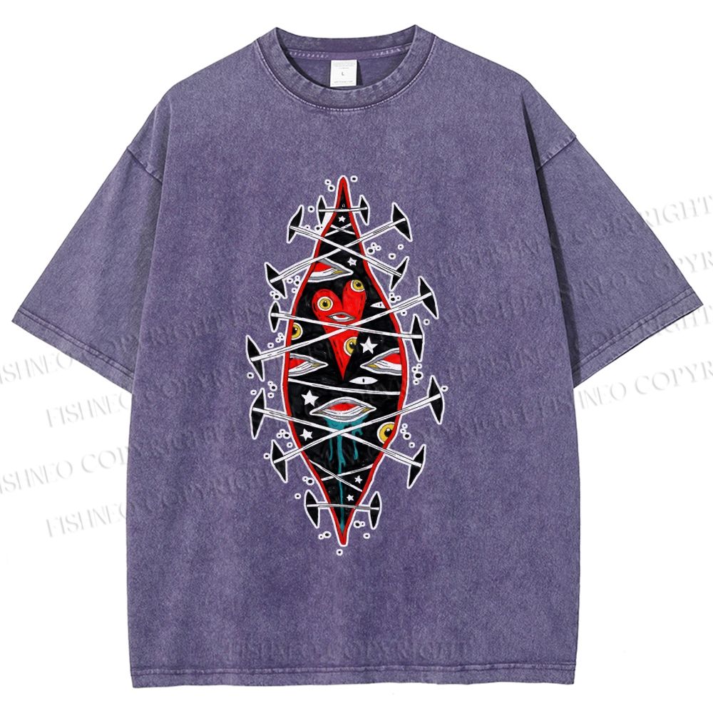 Unisex Spooky Eyes Heart Printed Washed Tee