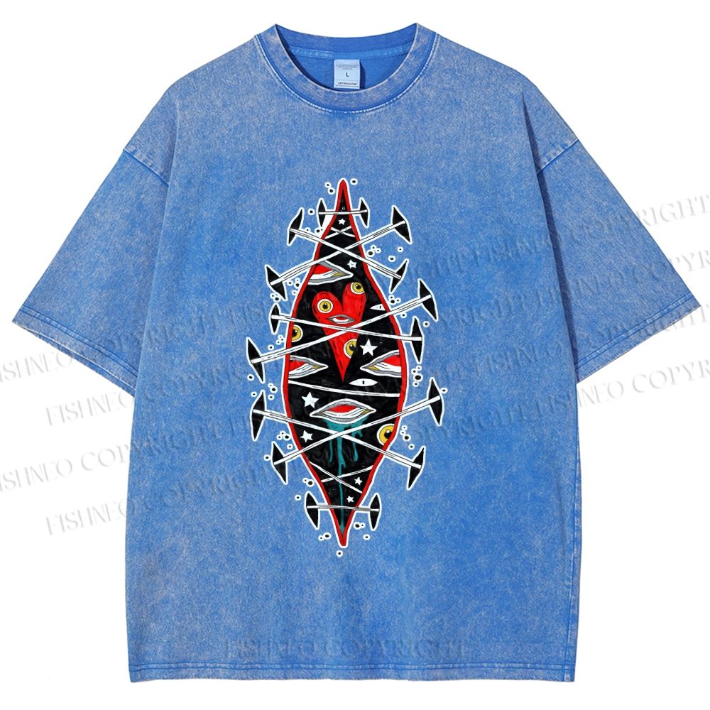 Unisex Spooky Eyes Heart Printed Washed Tee