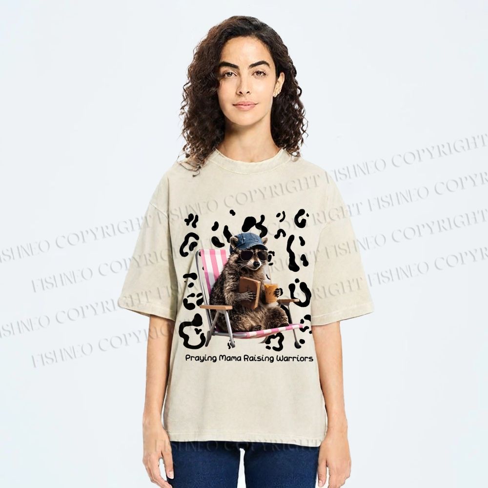 Unisex Praying Mama Christian Printed Washed Tee