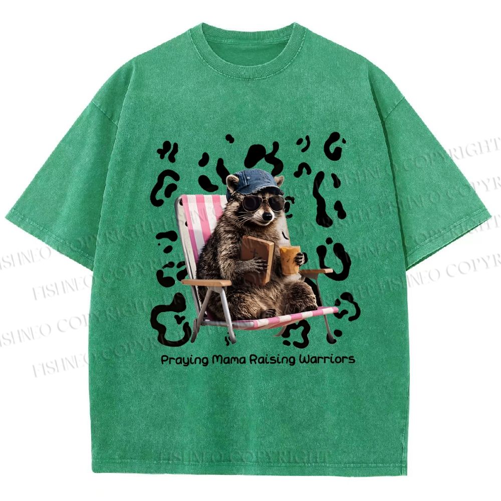 Unisex Praying Mama Christian Printed Washed Tee