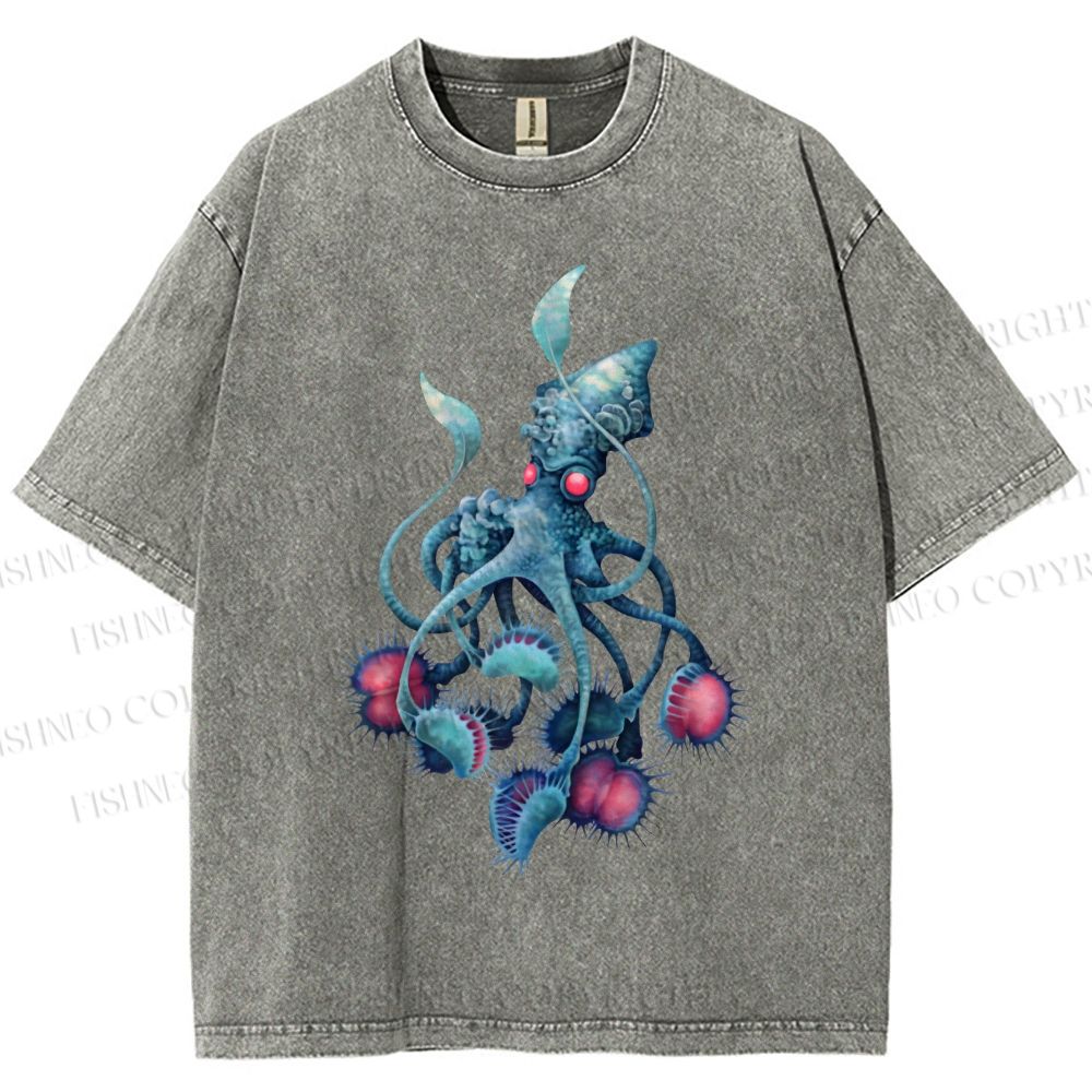 Unisex Cthulhu style Octopus Printed Washed Tee