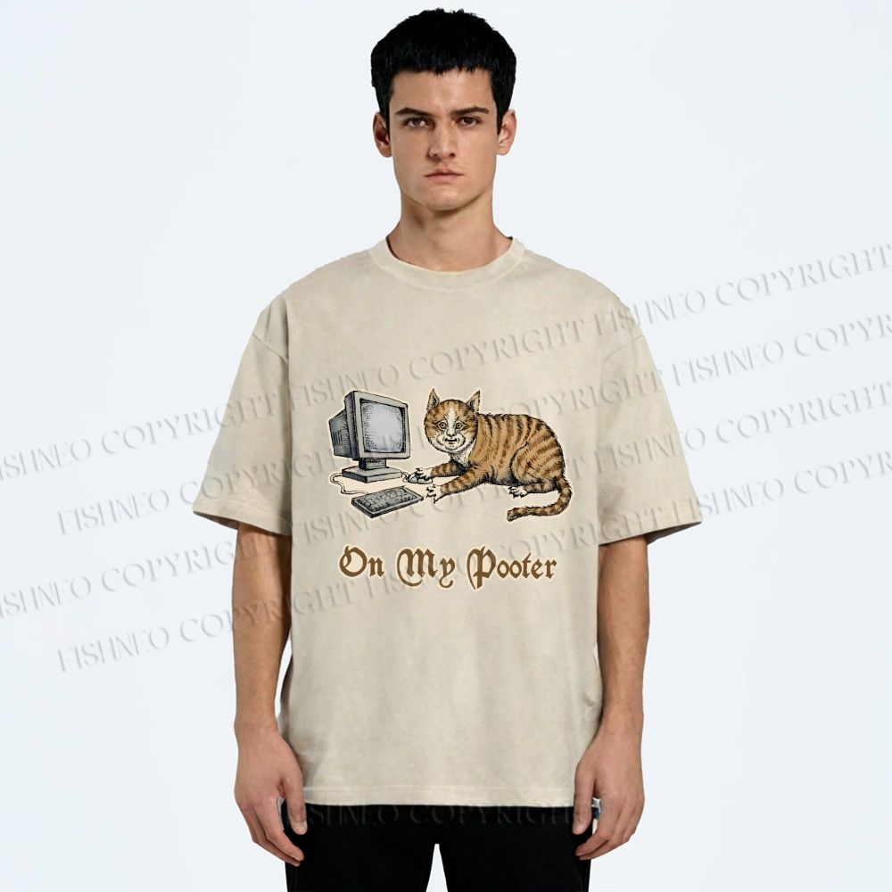 Unisex Cat On Pooter Printed Washed Tee