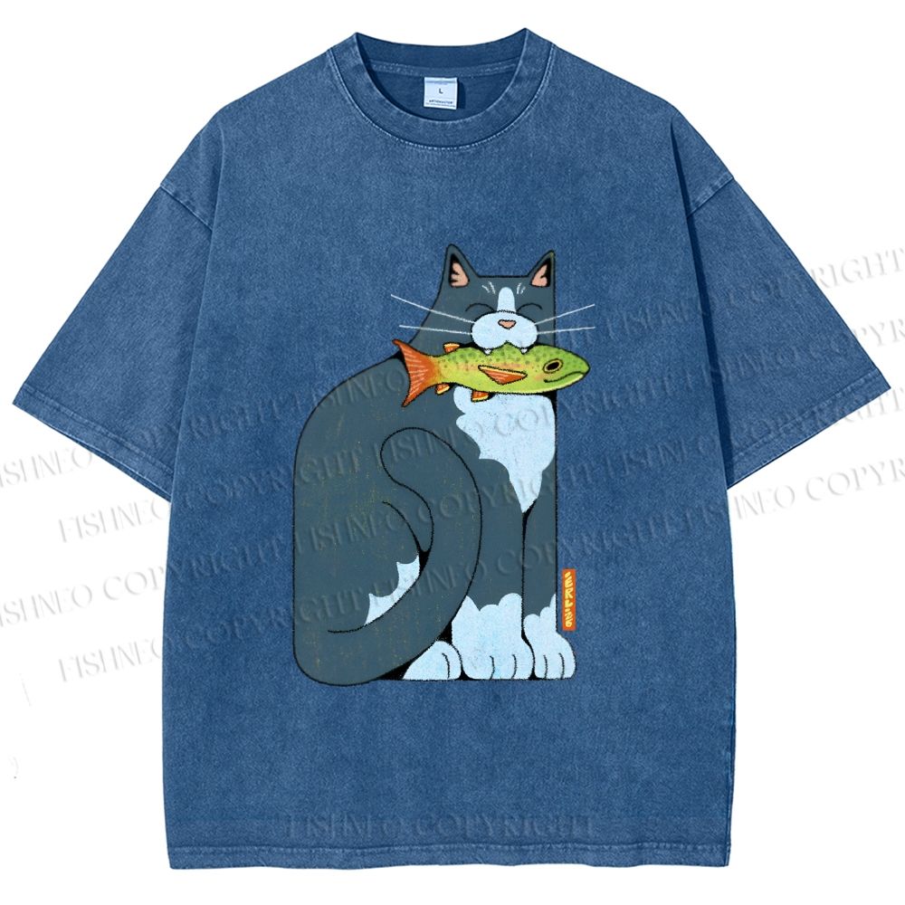 Unisex Blue Cat Carrying a Green Fish Printed Washed Tee