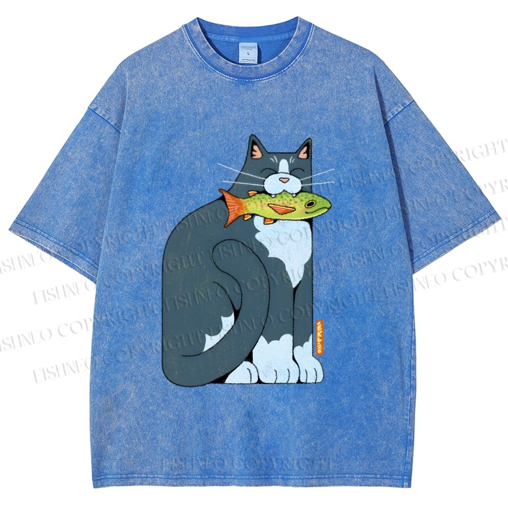 Unisex Blue Cat Carrying a Green Fish Printed Washed Tee