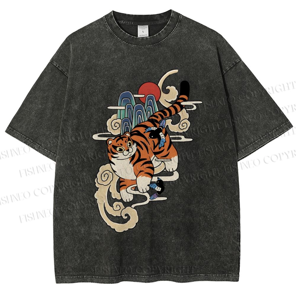 Unisex Japanese Tiger in Smog Printed Washed Tee