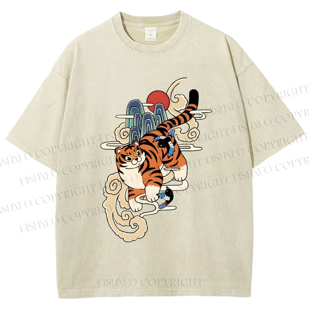 Unisex Japanese Tiger in Smog Printed Washed Tee