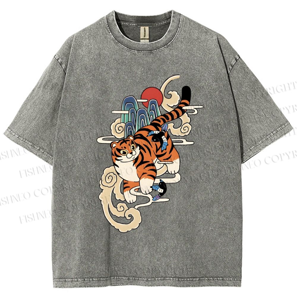 Unisex Japanese Tiger in Smog Printed Washed Tee