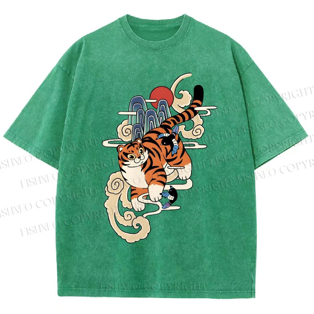 Unisex Japanese Tiger in Smog Printed Washed Tee