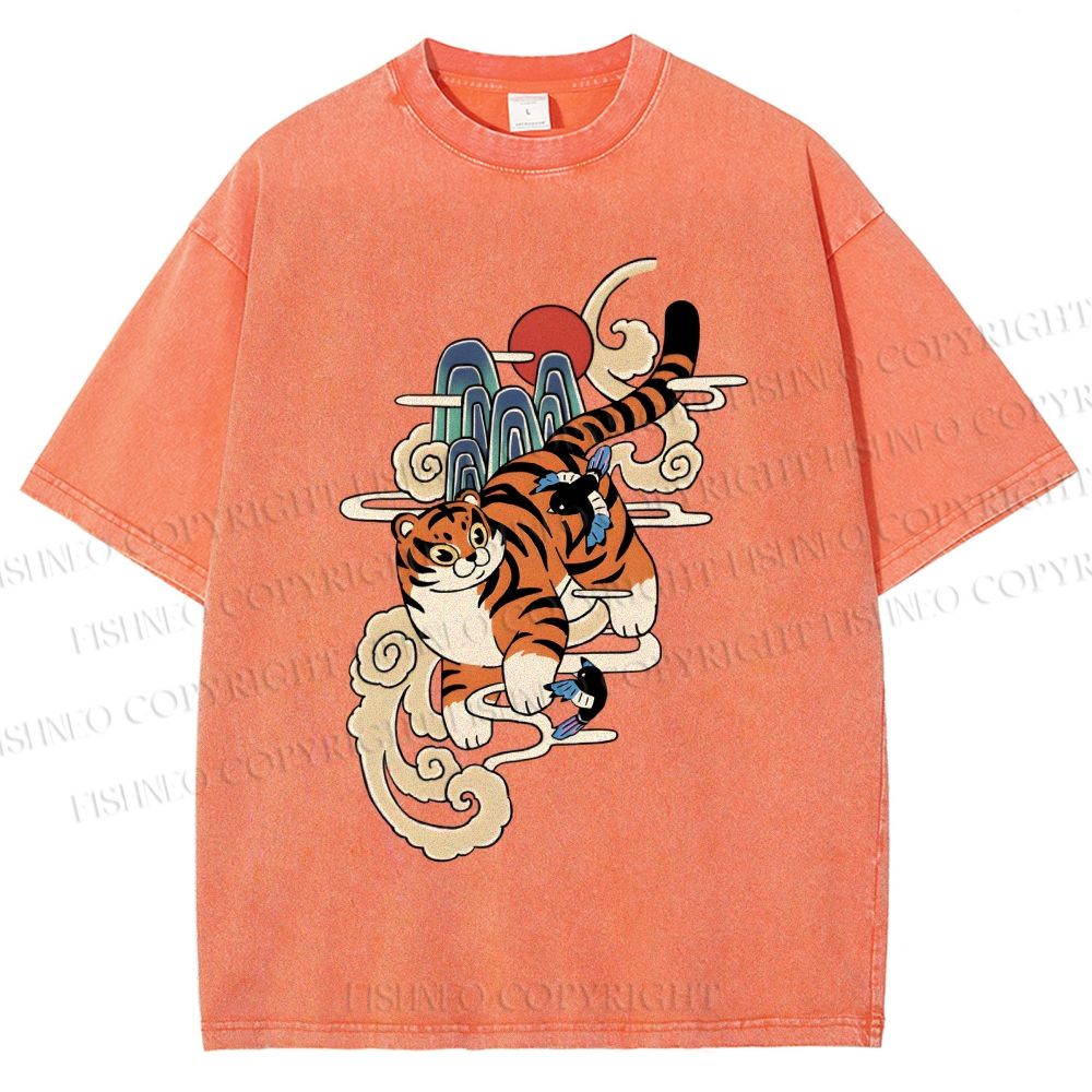 Unisex Japanese Tiger in Smog Printed Washed Tee