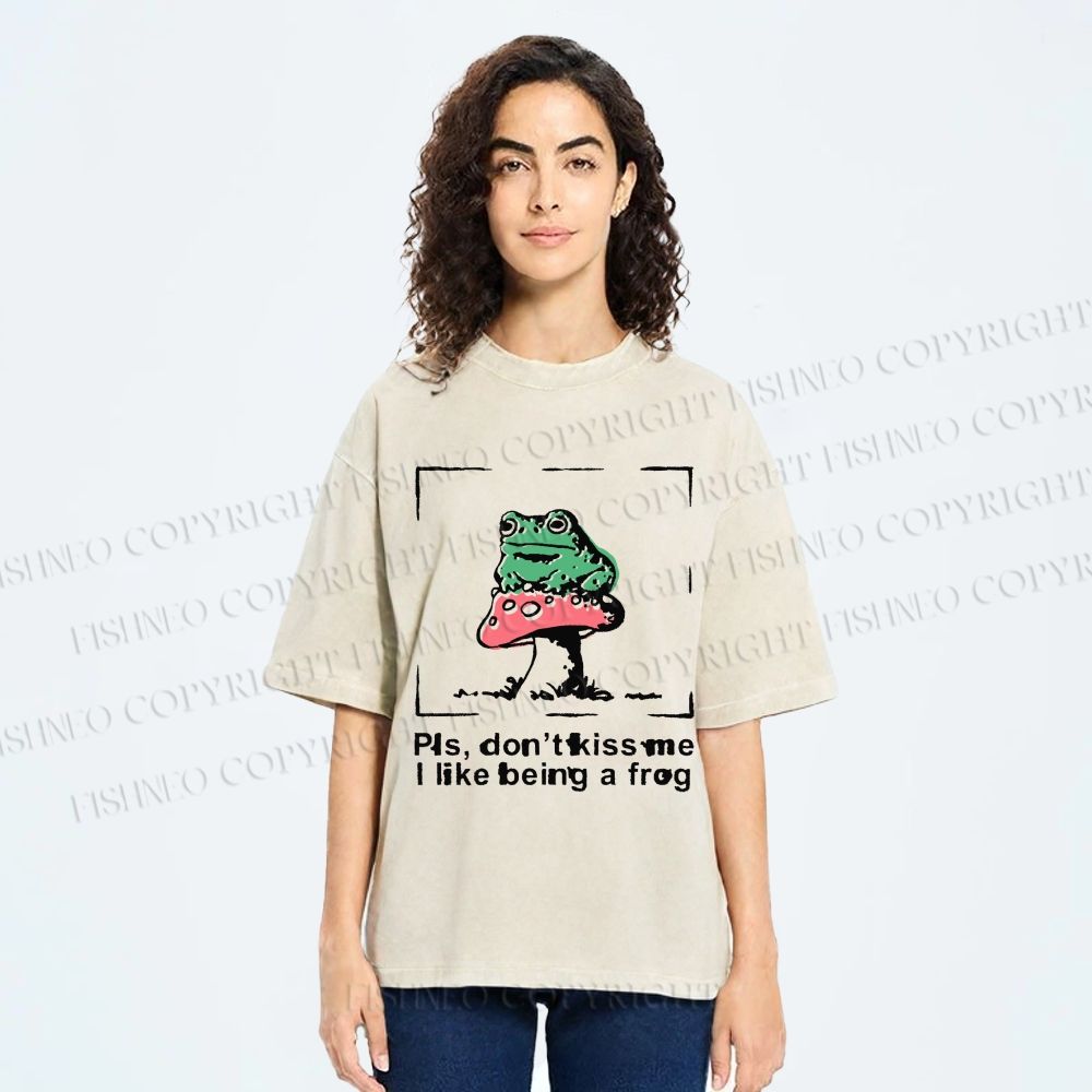 Unisex Please Don't Kiss Me I Like Being A Frog Printed Washed Tee