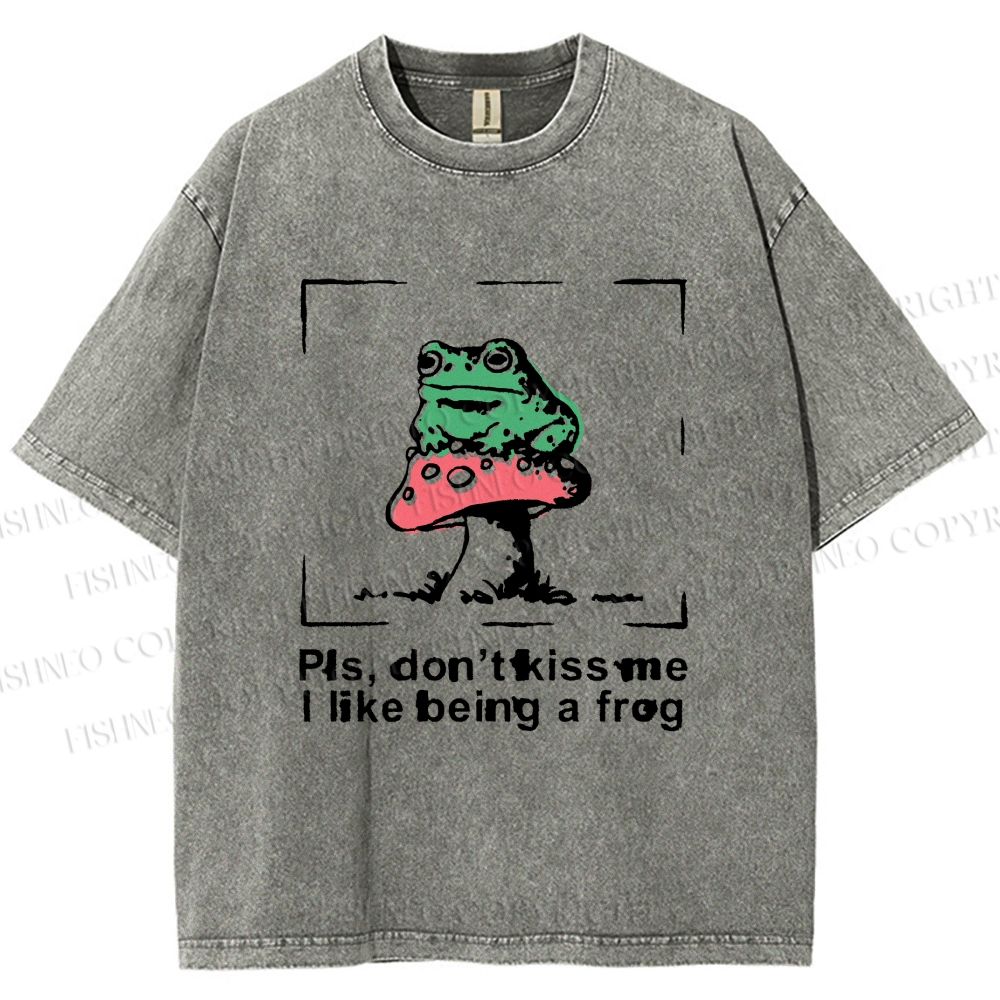 Unisex Please Don't Kiss Me I Like Being A Frog Printed Washed Tee