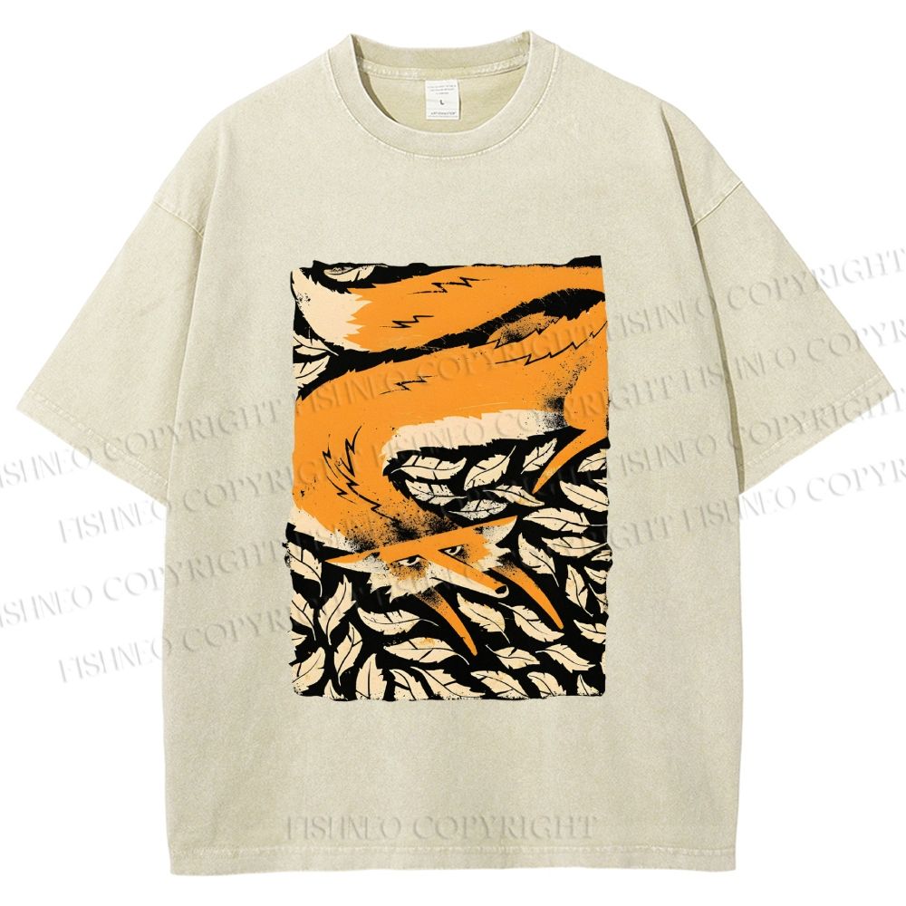 Unisex Fox in Leaves Printed Washed Tee