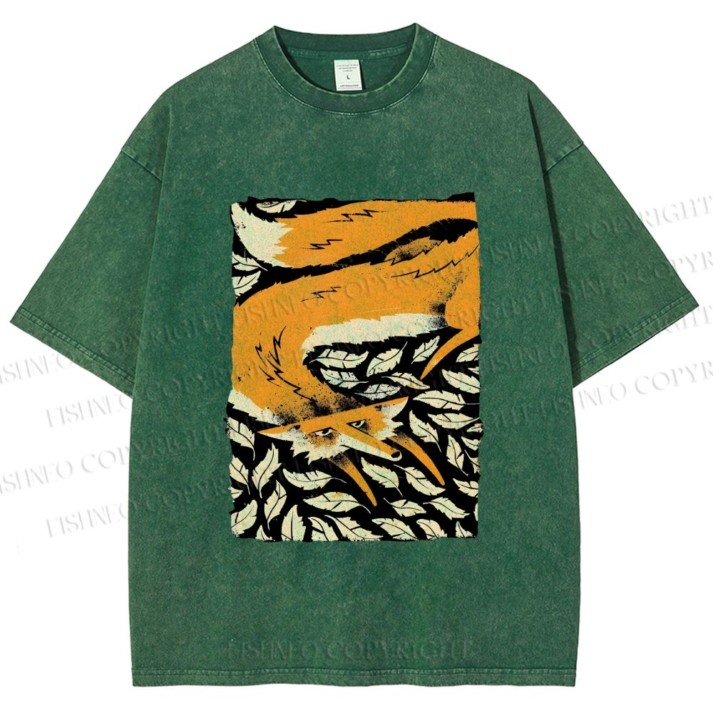 Unisex Fox in Leaves Printed Washed Tee