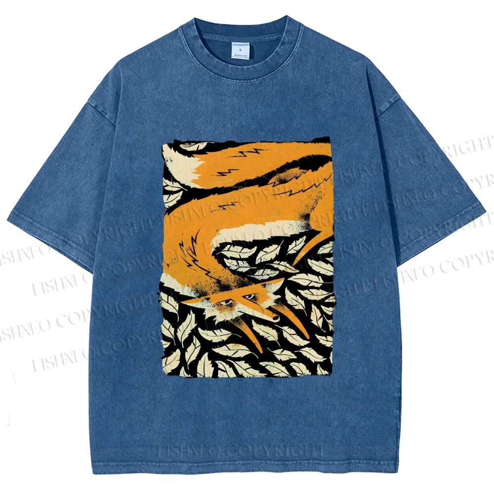 Unisex Fox in Leaves Printed Washed Tee