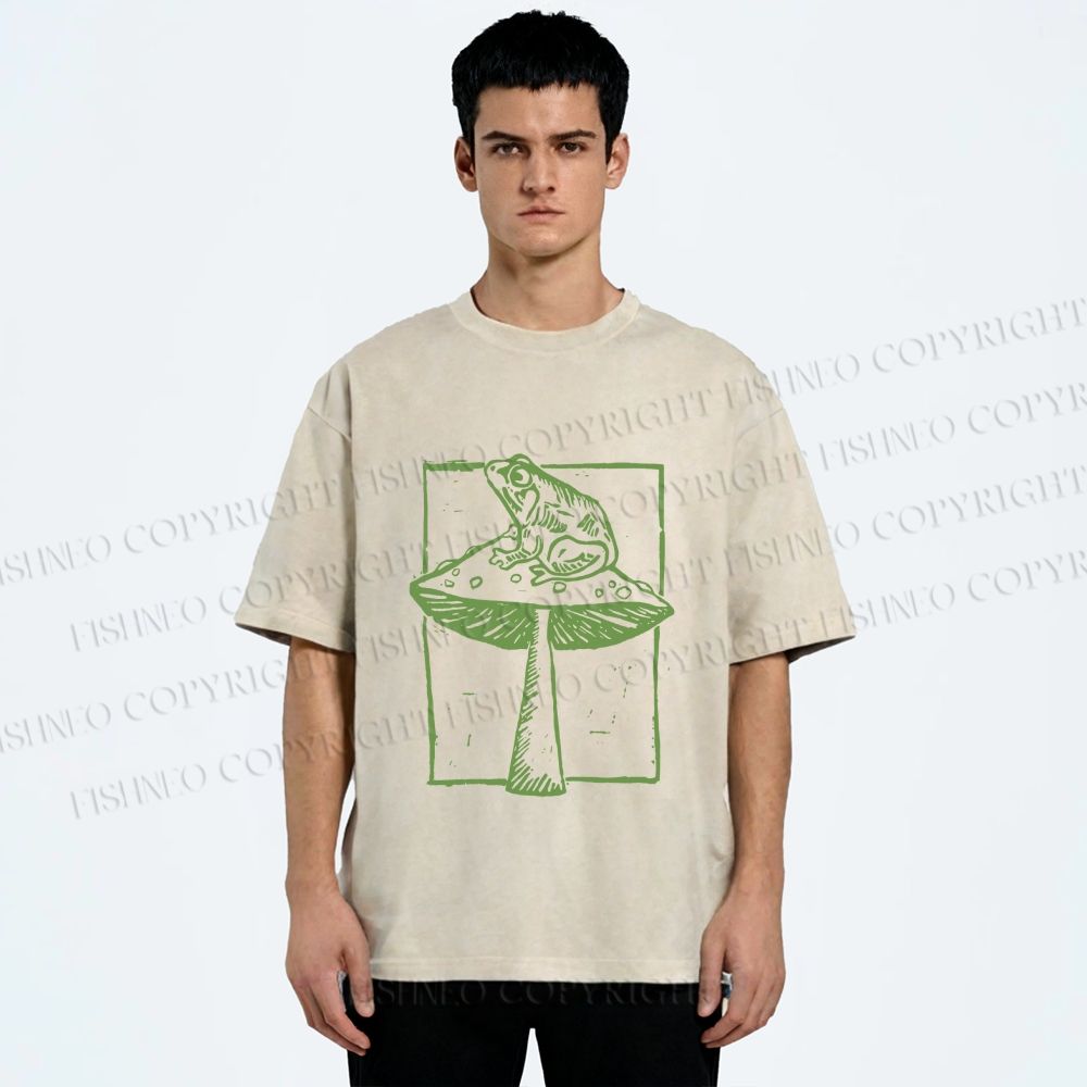 Unisex Vintage Frog on Mushroom Printed Washed Tee