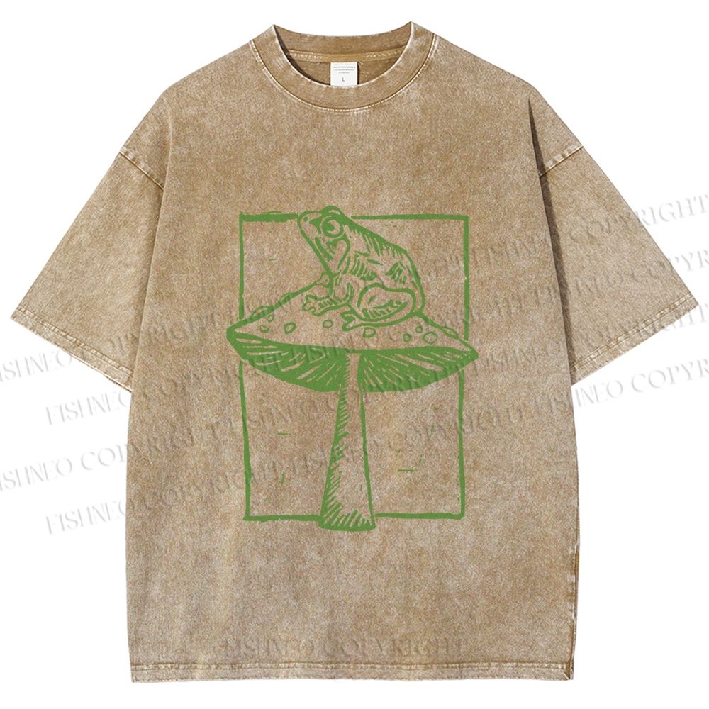 Unisex Vintage Frog on Mushroom Printed Washed Tee