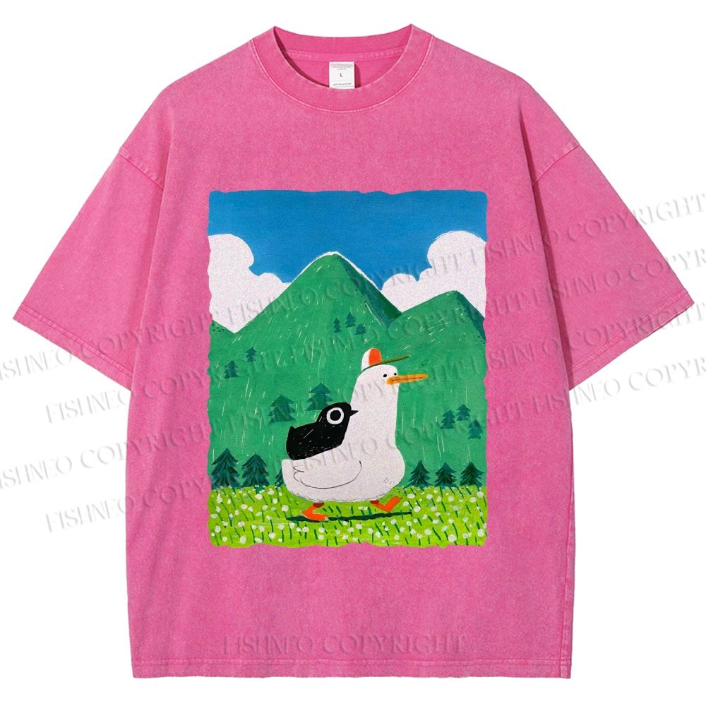 Unisex Chubby Goose With Crow Bird in Valley Printed Washed Tee