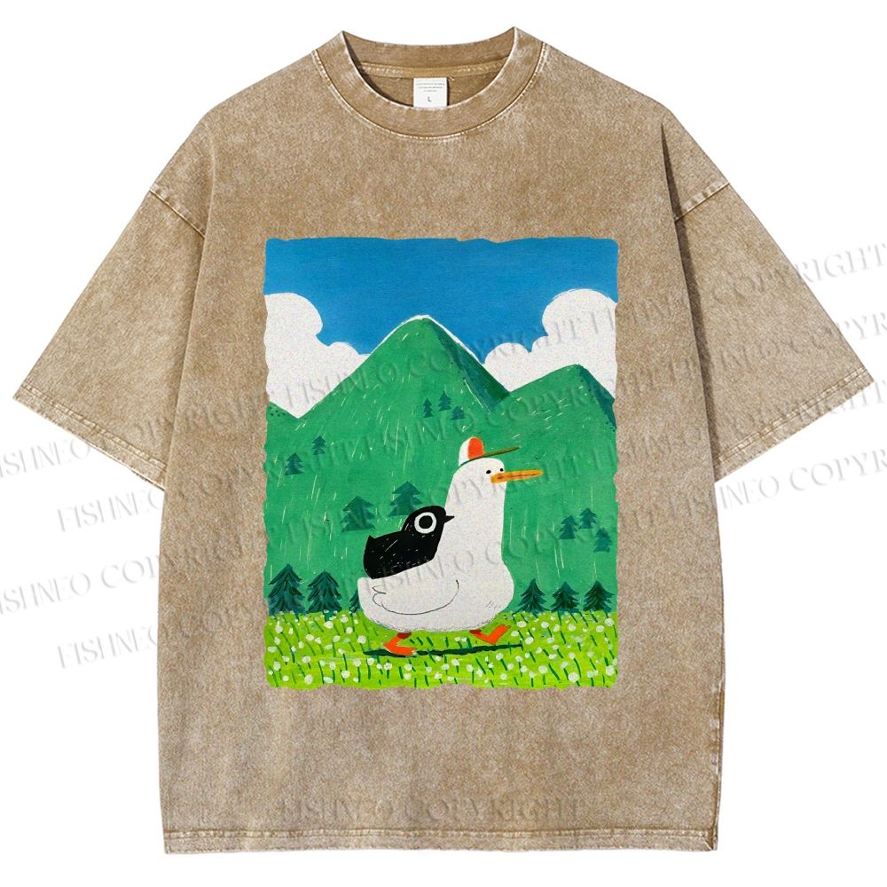 Unisex Chubby Goose With Crow Bird in Valley Printed Washed Tee