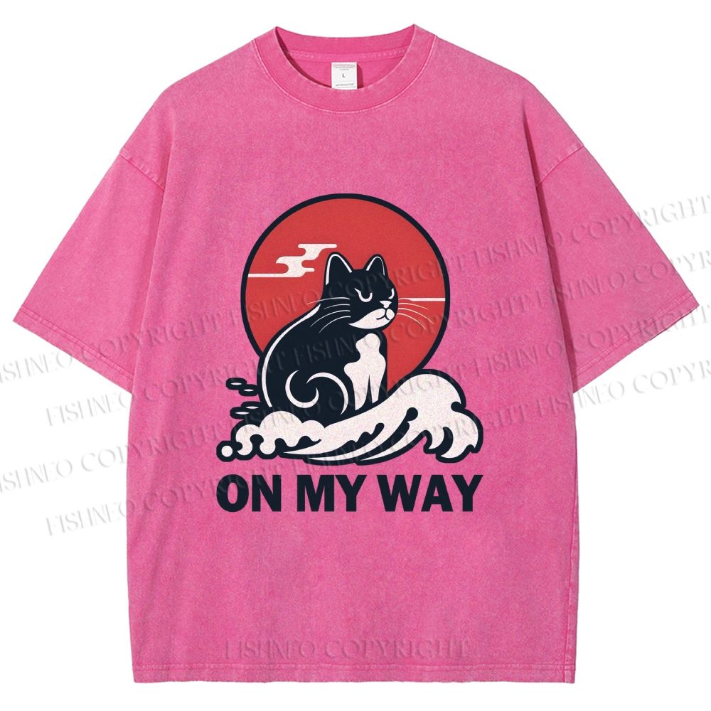 Unisex Cat in Wave On My Way Printed Washed Tee