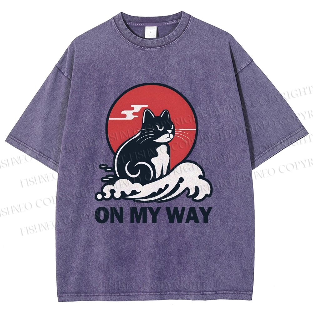 Unisex Cat in Wave On My Way Printed Washed Tee