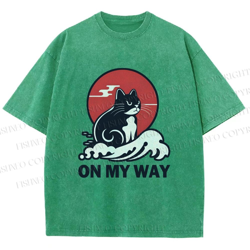 Unisex Cat in Wave On My Way Printed Washed Tee