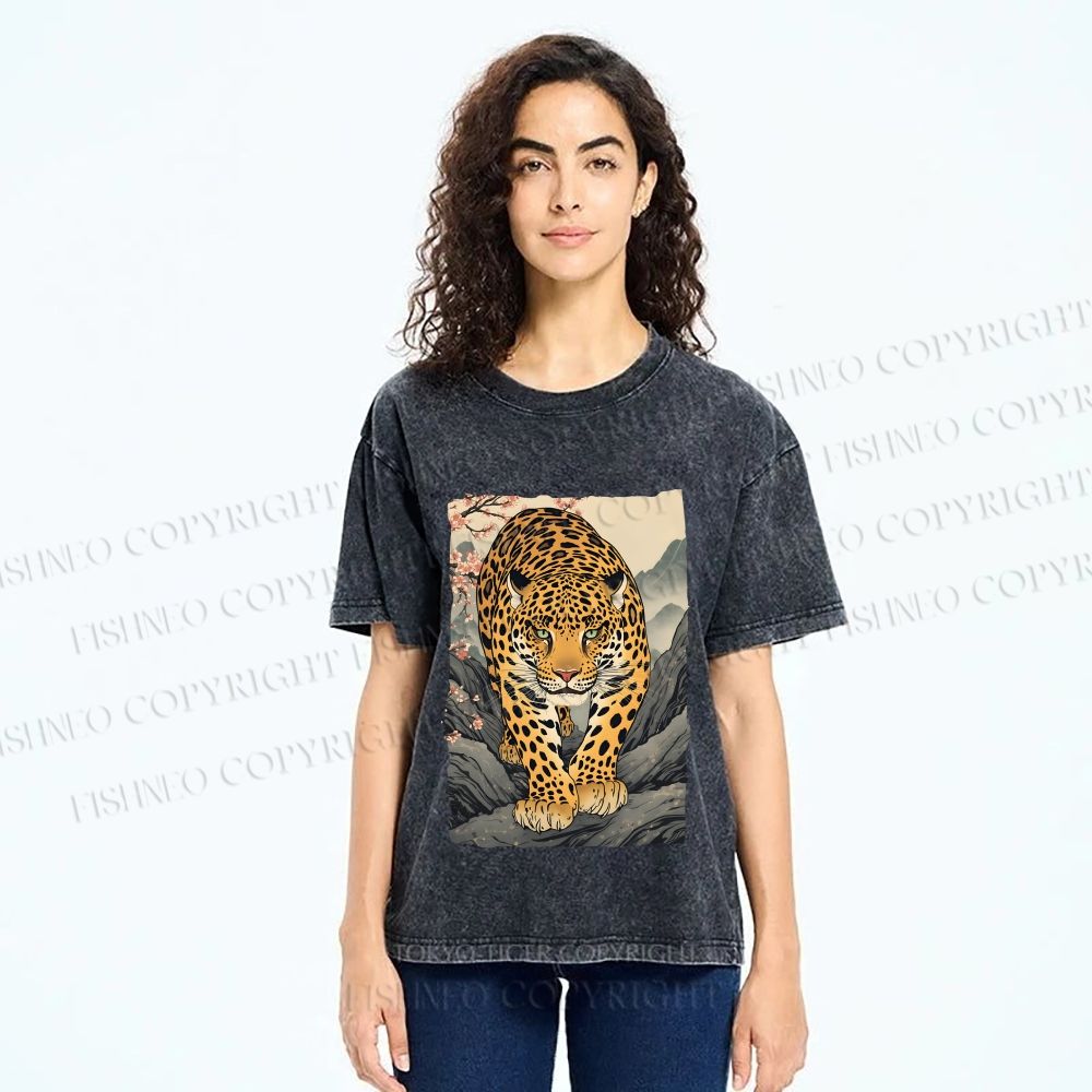 Unisex Vintage Panther Printed Washed Tee