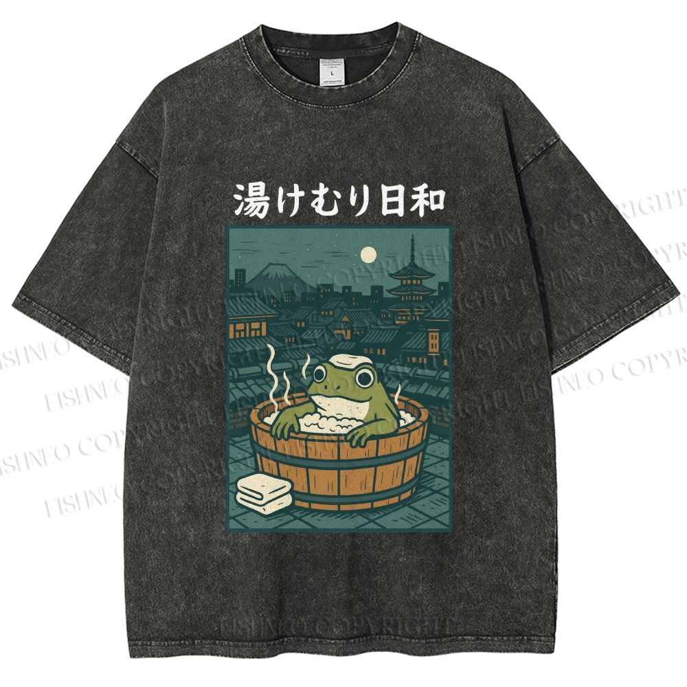 Unisex Foggy Day Spa Toad Printed Washed Tee