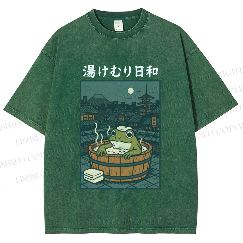 Unisex Foggy Day Spa Toad Printed Washed Tee