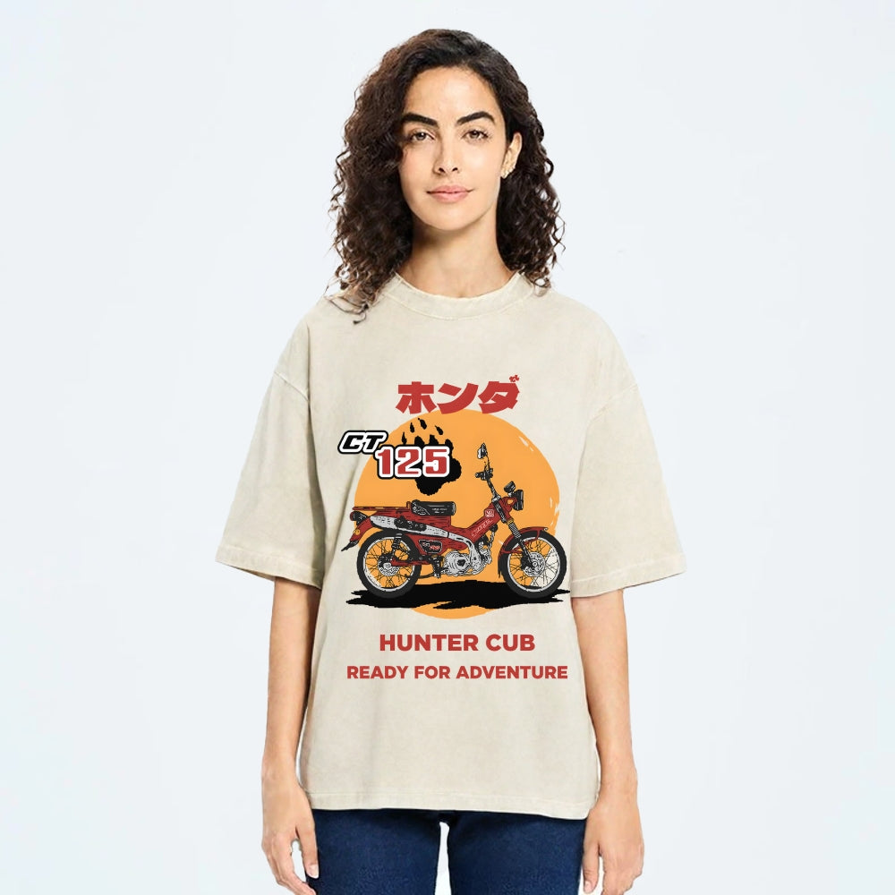 Honda Motorcycle Hunter Cub CT125 Vintage Wash Japanese Design T-Shirt