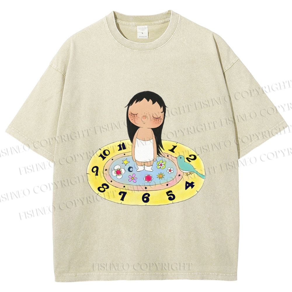 Unisex Yuy Standing on Clock Printed Washed Tee