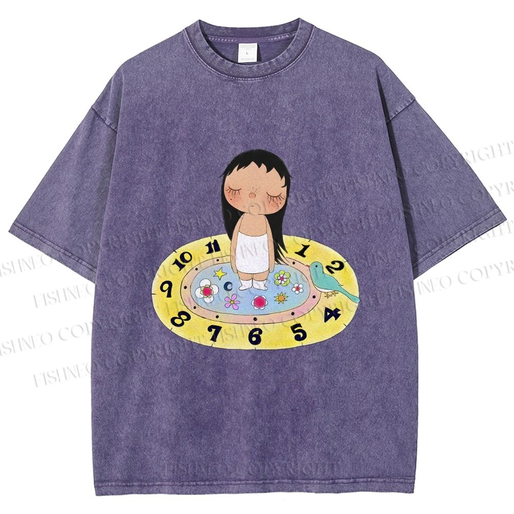 Unisex Yuy Standing on Clock Printed Washed Tee