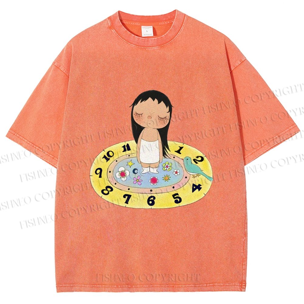 Unisex Yuy Standing on Clock Printed Washed Tee