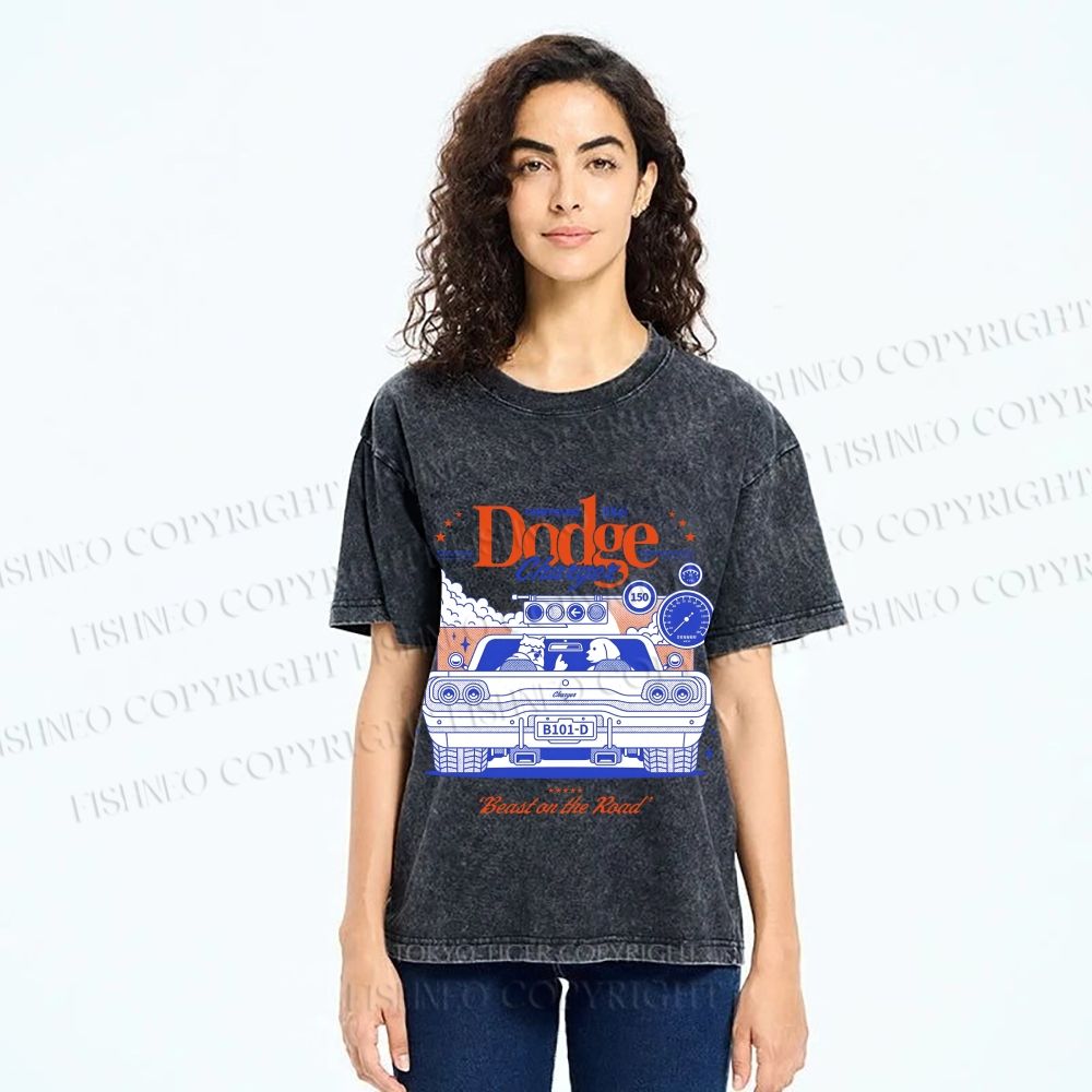 Unisex Dog Beast on the Road Printed Washed Tee