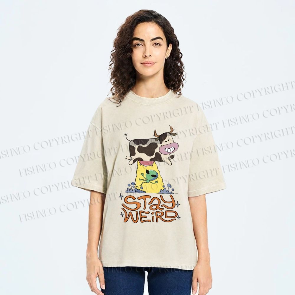 Unisex Stay Weird Cow Taking a ET Printed Washed Tee