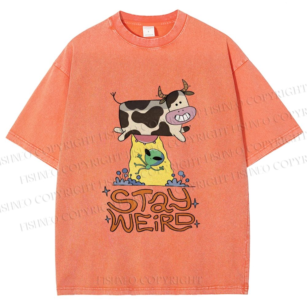 Unisex Stay Weird Cow Taking a ET Printed Washed Tee