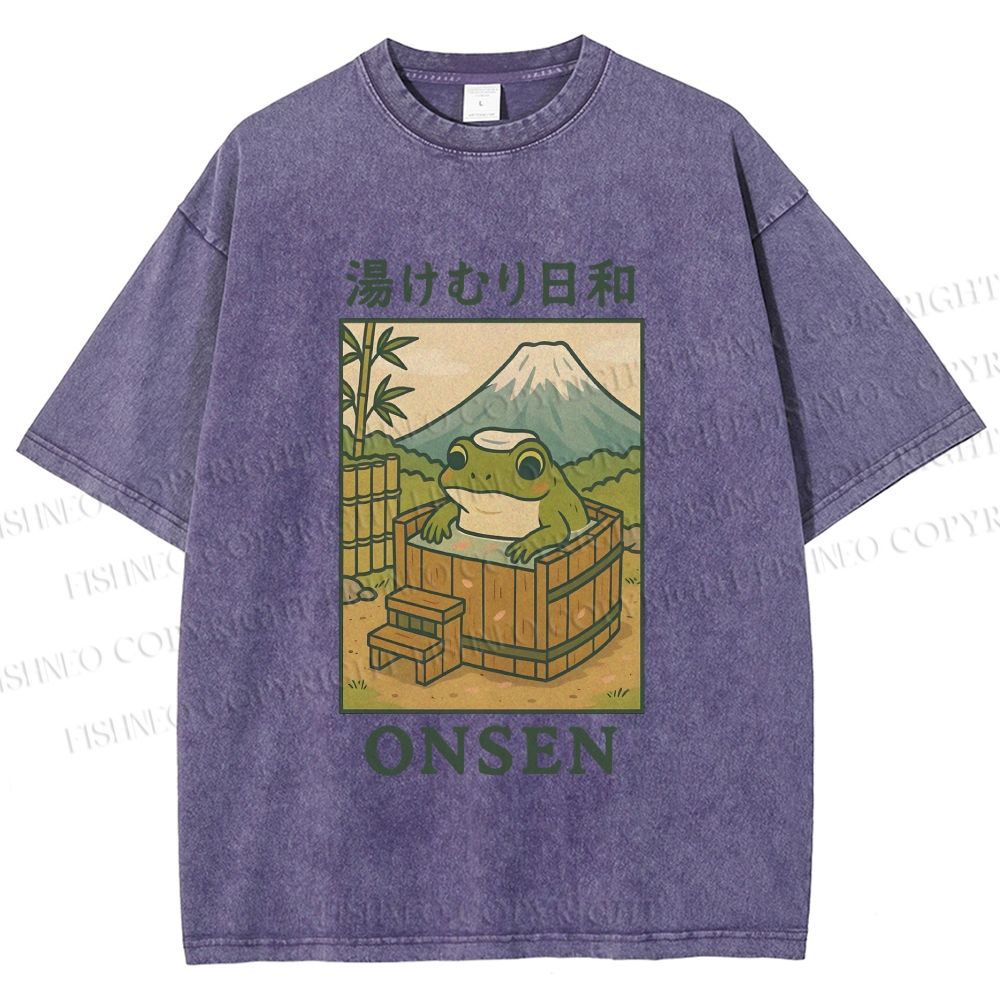 Unisex Frog Taking A Bath Printed Washed Tee