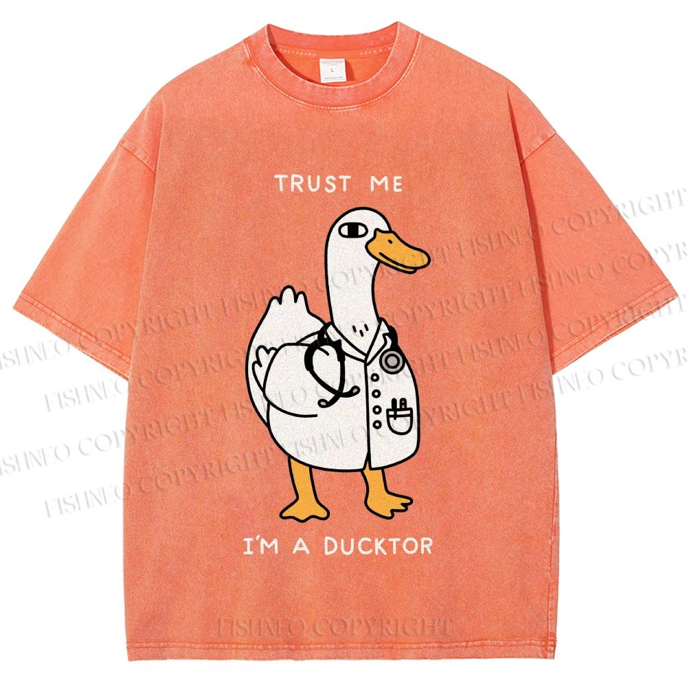 Unisex Trust Me I'm A Ducktor Printed Washed Tee