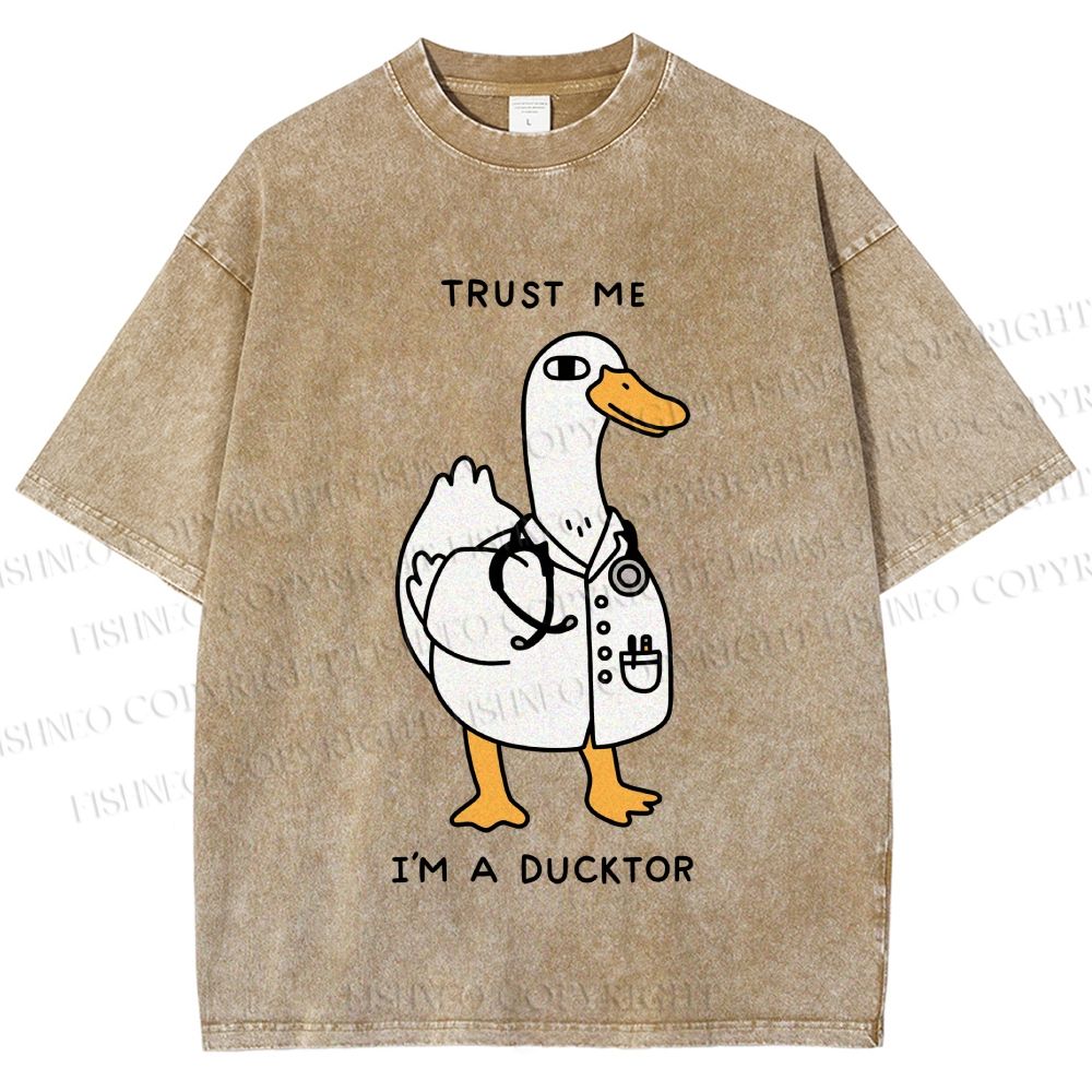 Unisex Trust Me I'm A Ducktor Printed Washed Tee