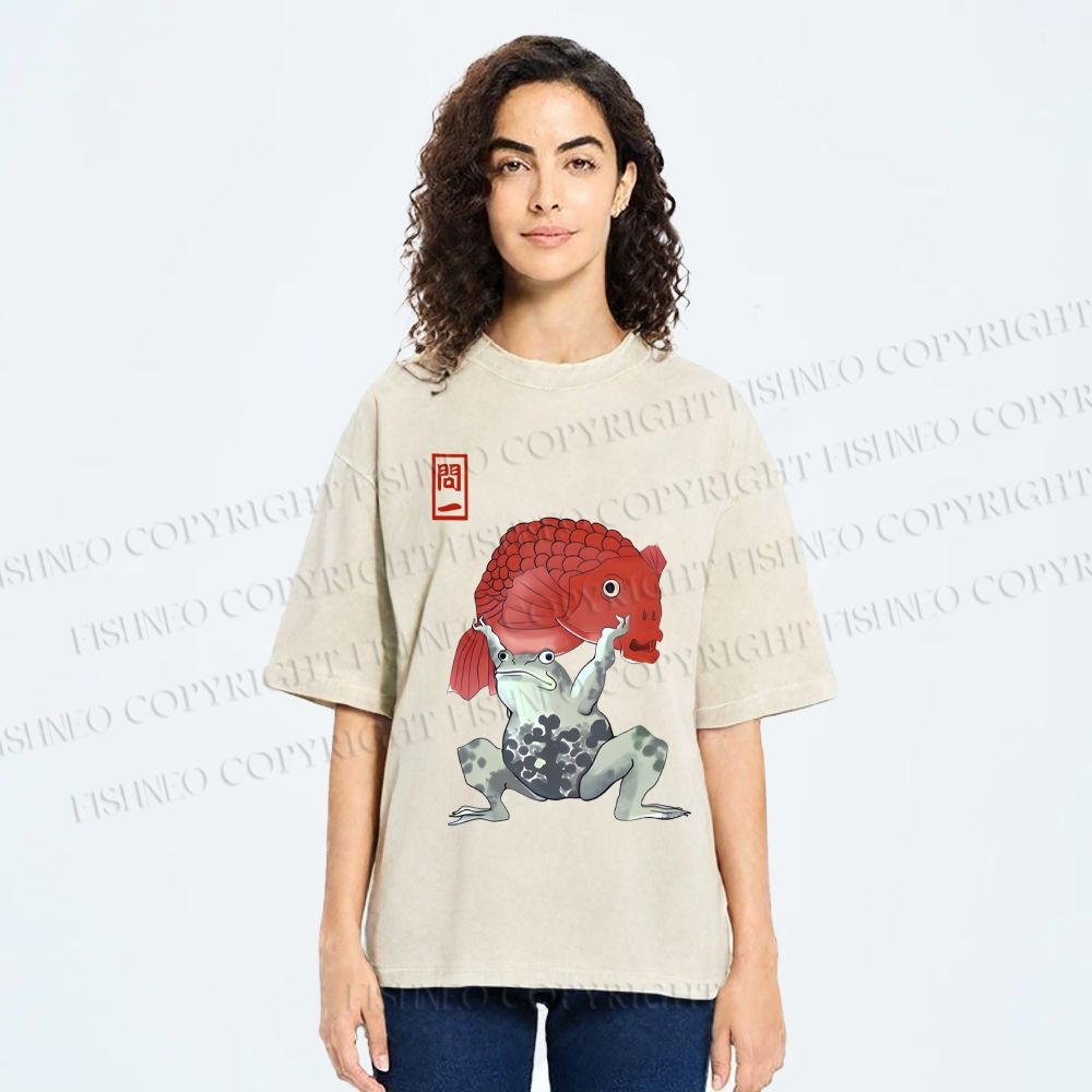 Unisex Frog Carrying A Red Fish Printed Washed Tee