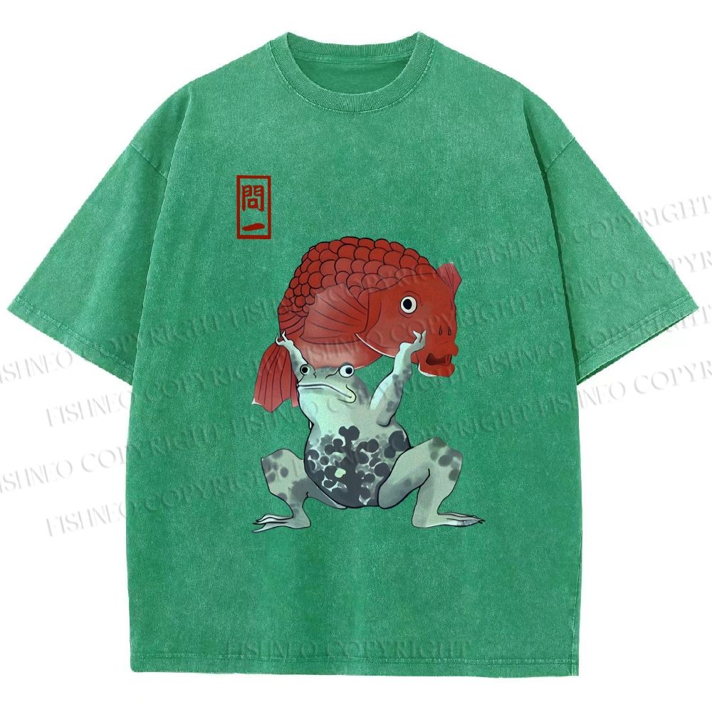 Unisex Frog Carrying A Red Fish Printed Washed Tee