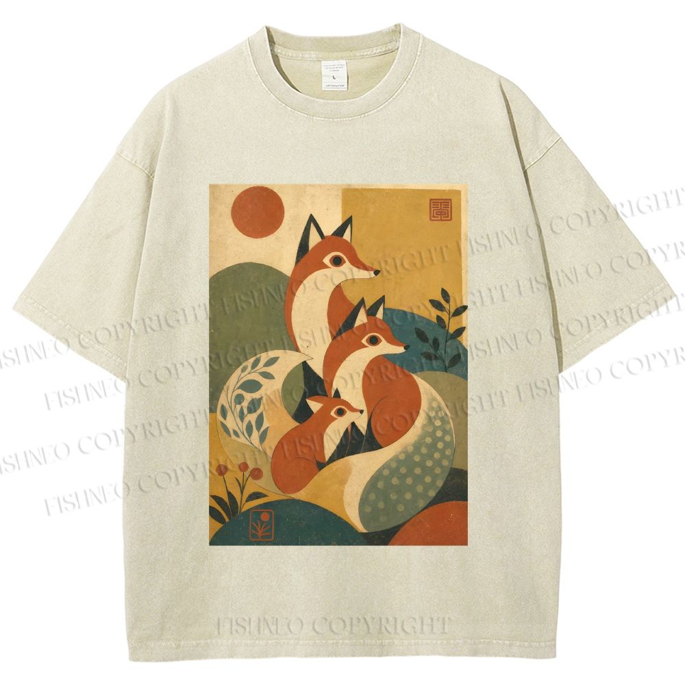 Unisex Vintage Fox Family in Mountain Printed Washed Tee